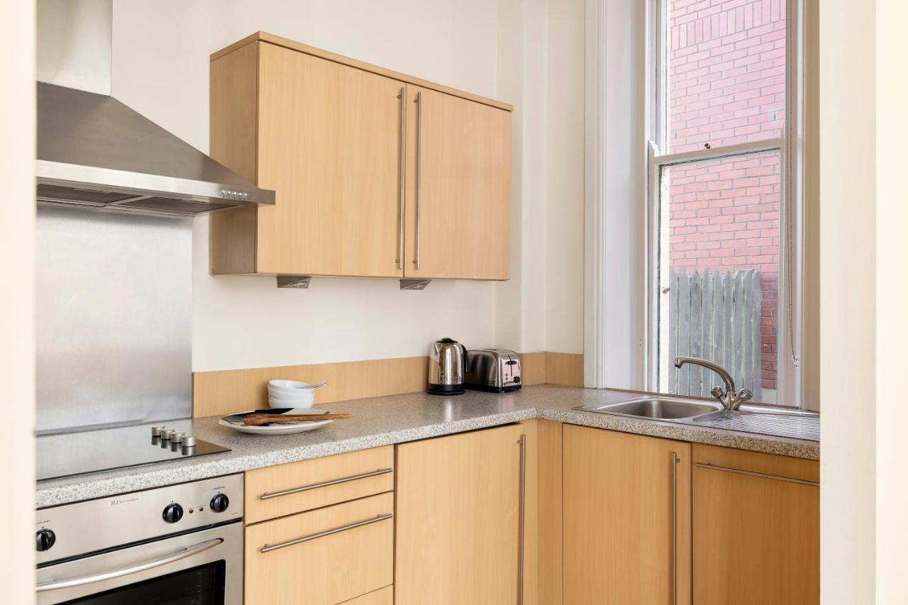 Saco Cardiff Cathedral Road Apartment Bagian luar foto